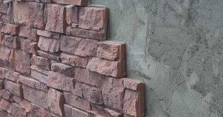 Качественная отделка цоколя фундамента снаружи в Дзержинском в октябре